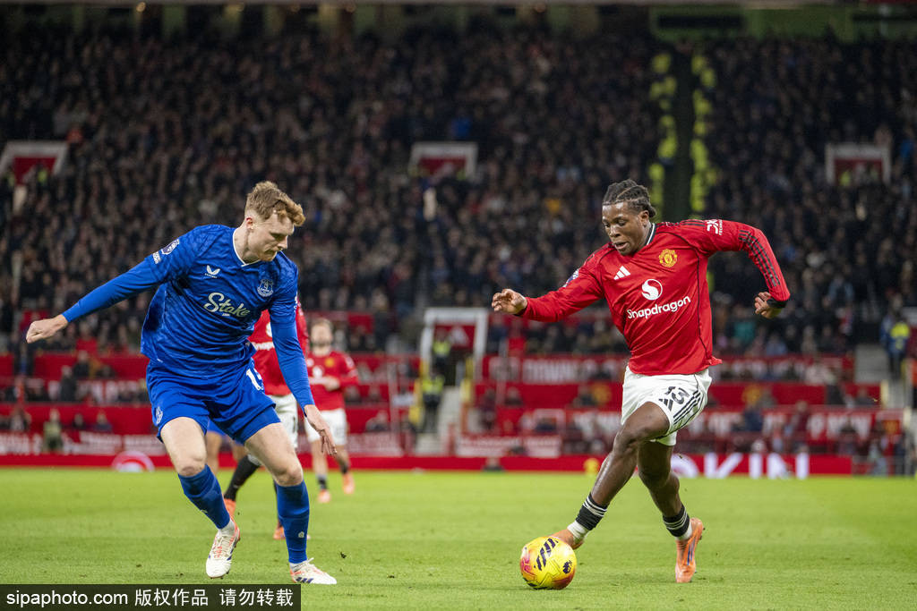 高情商！王楚钦赛后采访，感谢国乒队友，6-0后更加释放