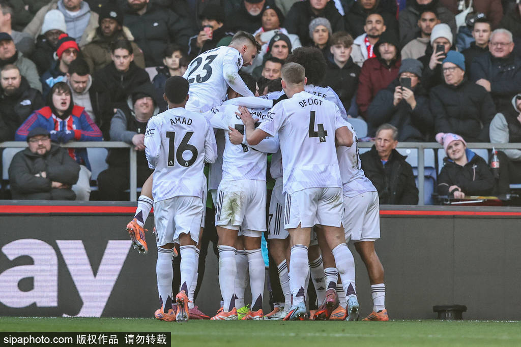 梅西荣膺美职联年度MVP，成北美体坛连续获奖伟大球员